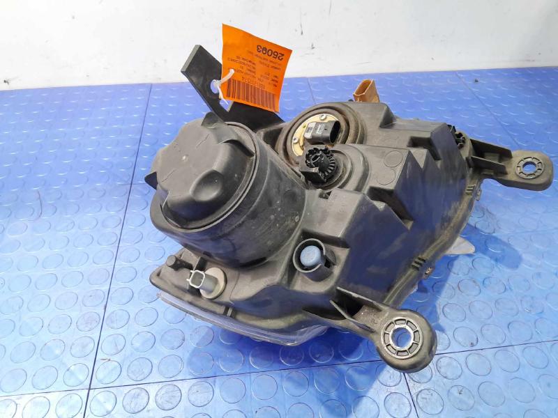2014 Jeep Grand Cherokee Headlamp Assembly