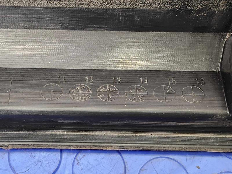 2015 Subaru Forester Rocker Moulding