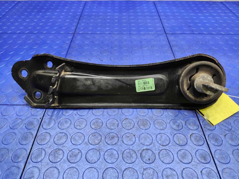 2016 Jeep Cherokee Lower Control Arm Rr