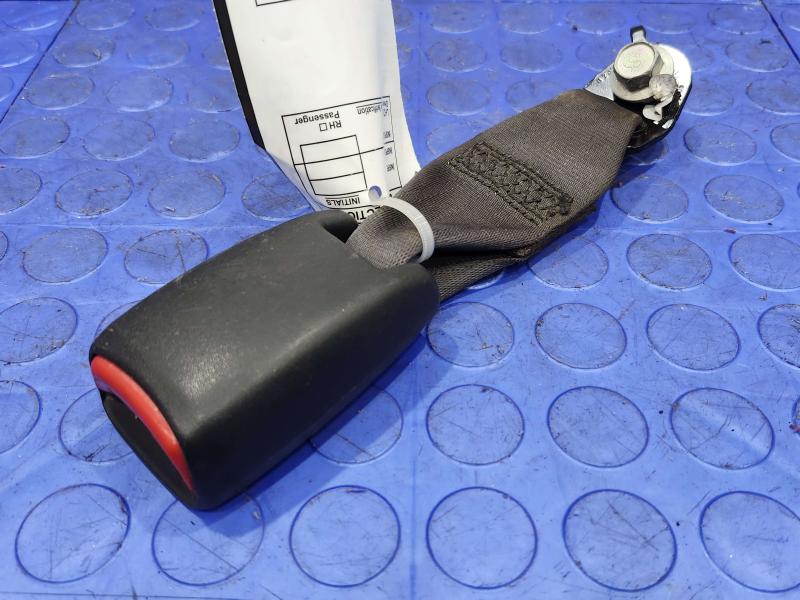 2011 Honda Pilot Rear Seat Belt