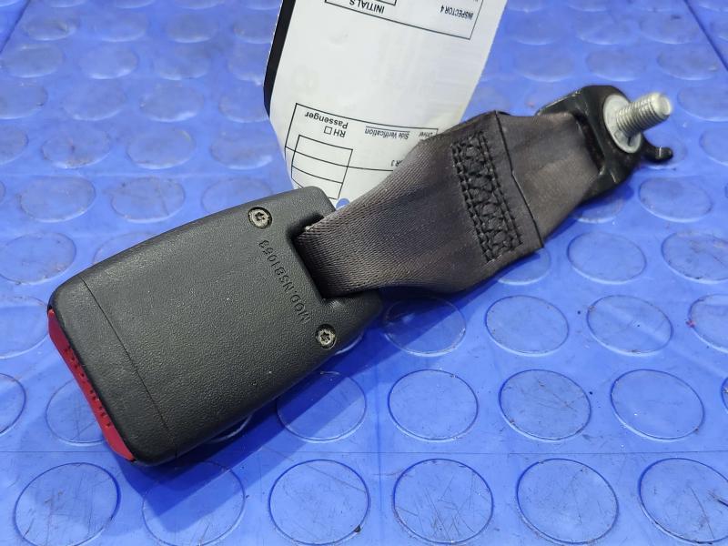 2011 Honda Pilot Rear Seat Belt