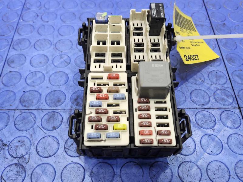 2014-2019 Ford Fiesta Cabin Fuse Box Relay Junction Block Genuine OEM