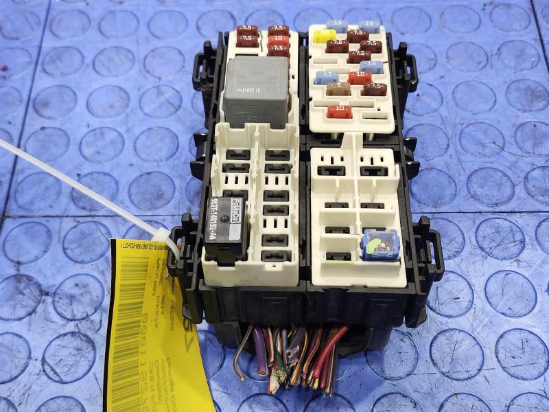 2014-2019 Ford Fiesta Cabin Fuse Box Relay Junction Block Genuine OEM