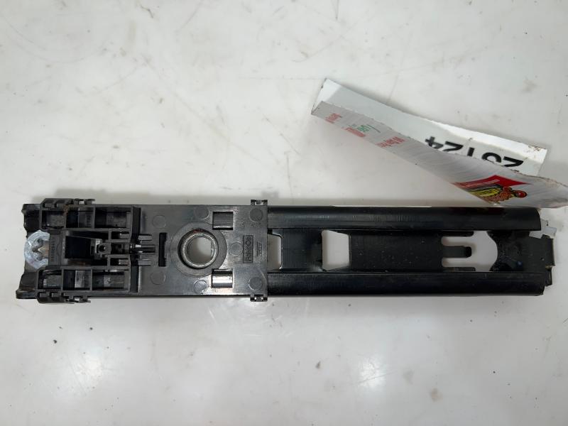 2011 - 2019 Ford Explorer Front Seat Belt Height Adjuster OEM BB5Z78602B82AA