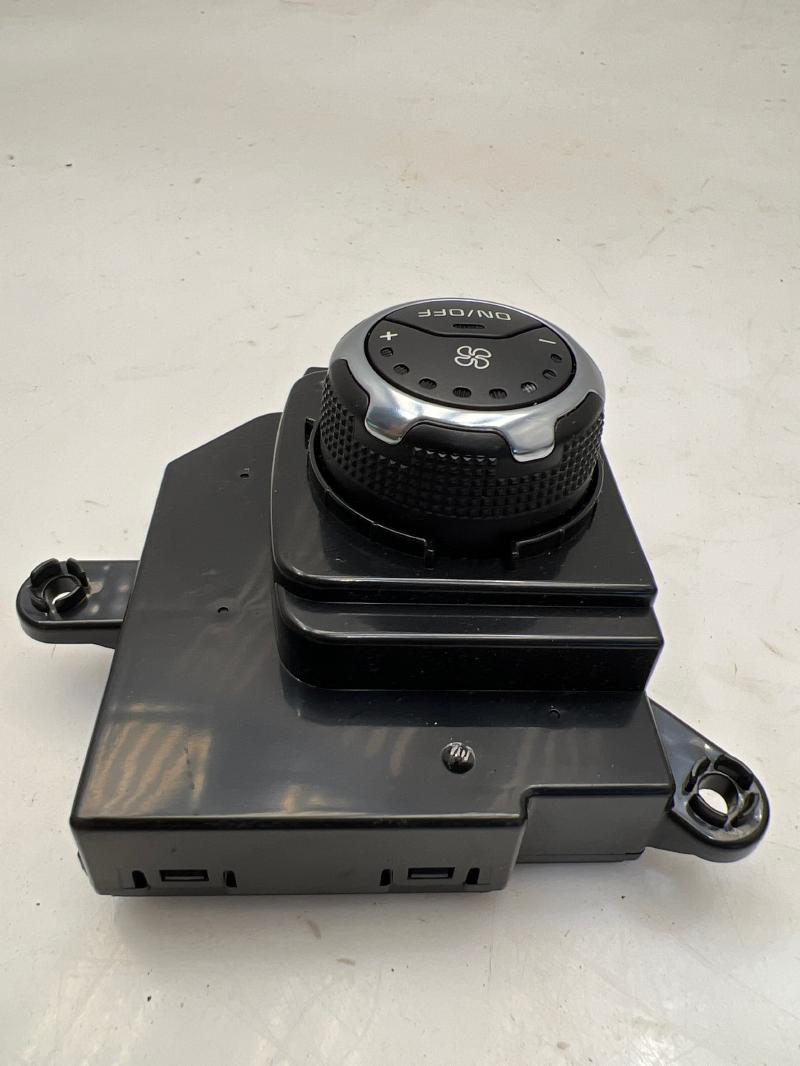 2017 Kia Sorento Heater A/C Control