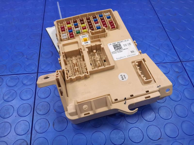 2020 Hyundai Elantra Cabin Fuse Box