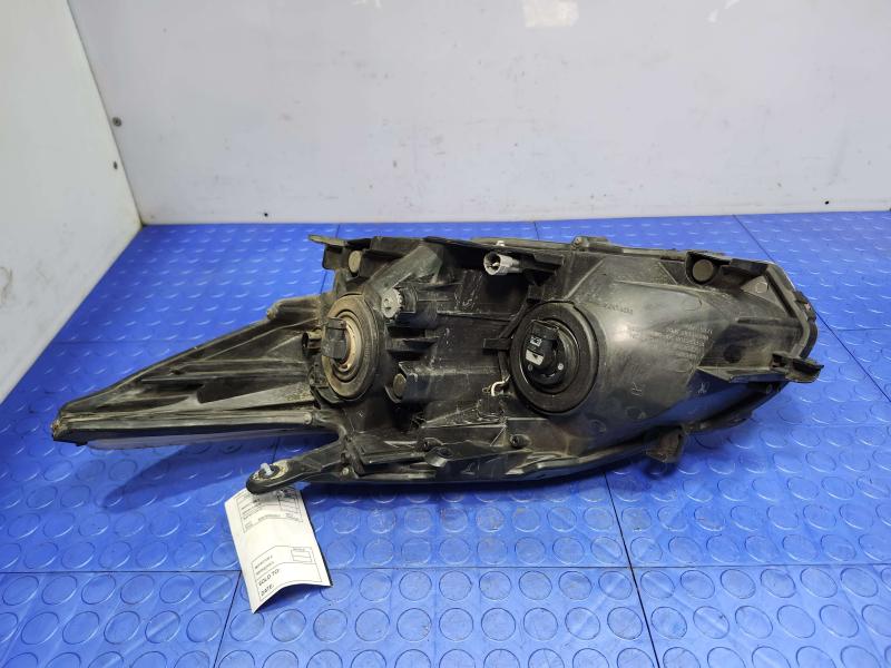 2013 Toyota Prius Headlamp Assembly