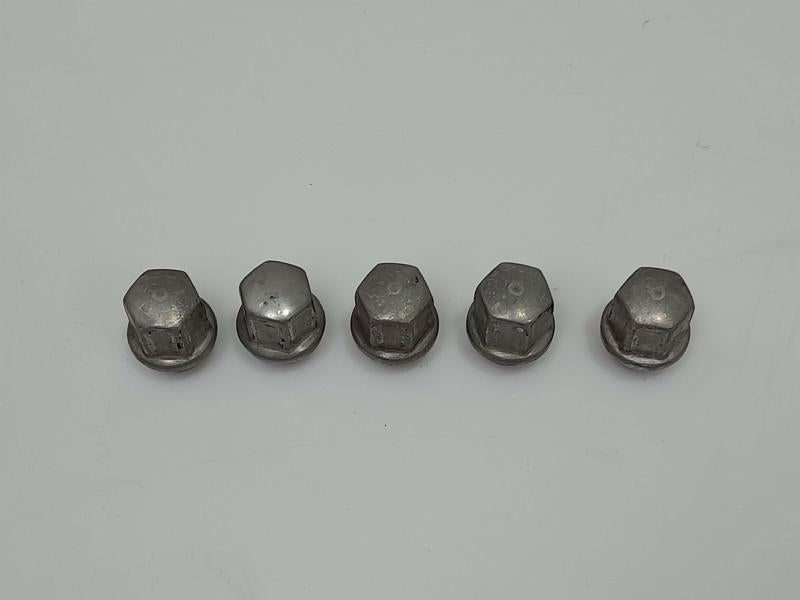 2014 Chevrolet Caprice Lug Nuts