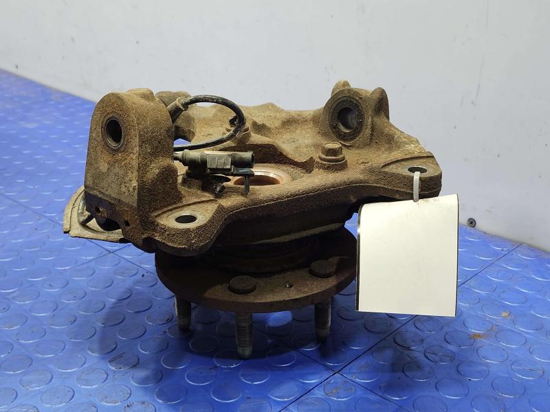 2012 GMC Yukon Spindle Knuckle Front