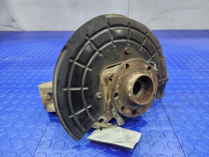 2017 Chrysler 200 Spindle Knuckle Front