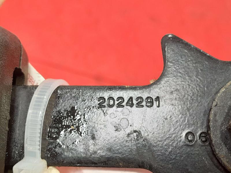 2006 Nissan Pathfinder Front Seat Belt
