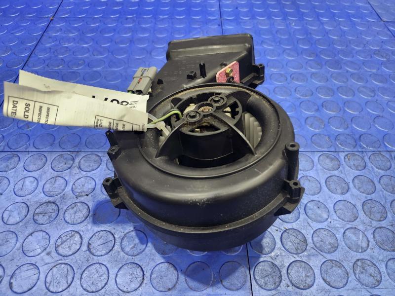 2004 Ford Explorer Blower Motor