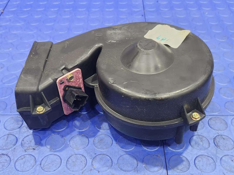 2004 Ford Explorer Blower Motor