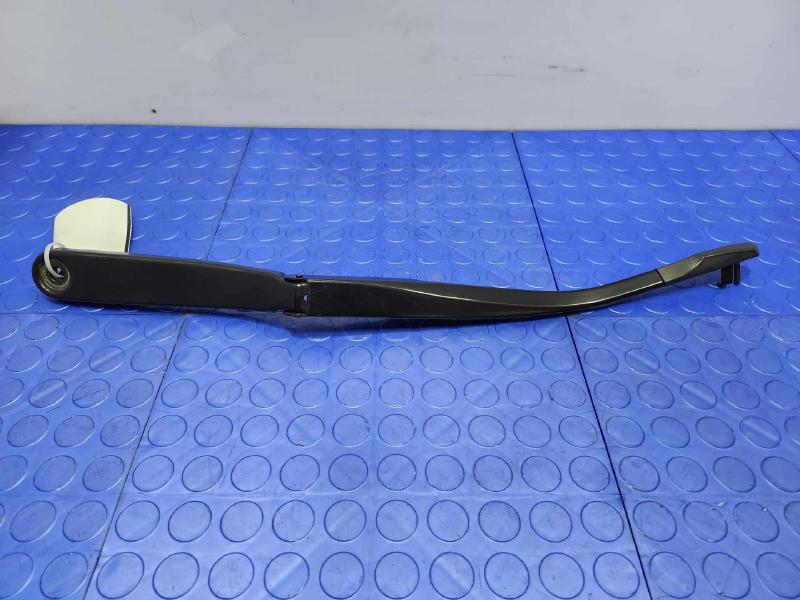 2016 BMW 528I Wiper Arm