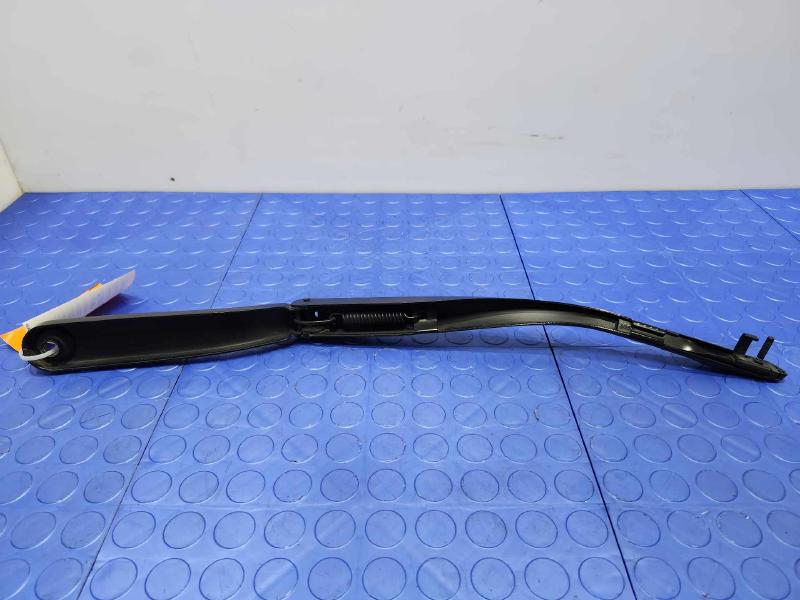 2016 BMW 528I Wiper Arm