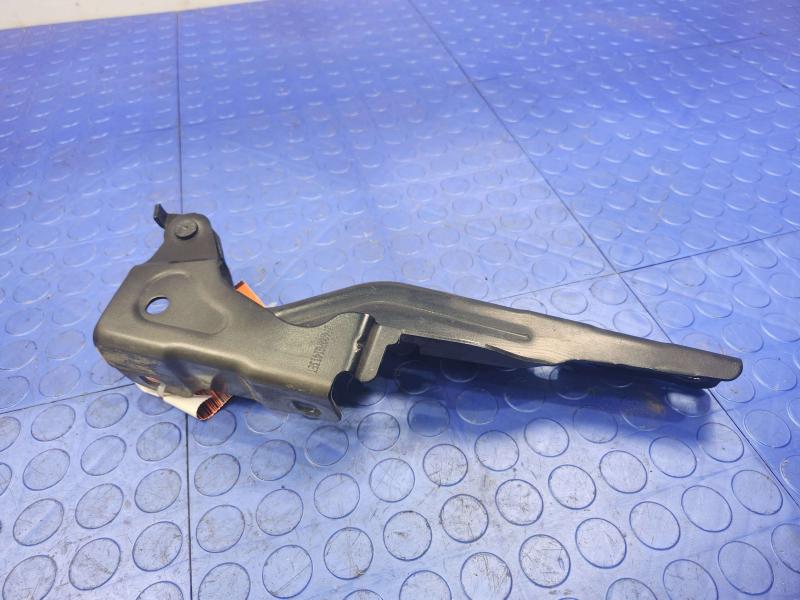 2018 Jeep Compass Hood Hinge