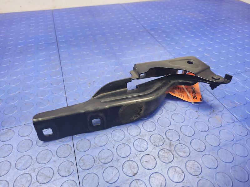 2018 Jeep Compass Hood Hinge