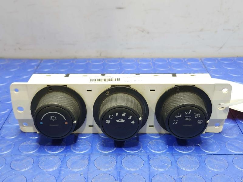 2006-2010 Pontiac Solstice Manual Temperature Climate Control Panel OEM 15865389