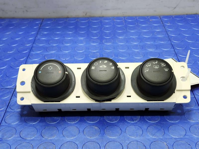 2006-2010 Pontiac Solstice Manual Temperature Climate Control Panel OEM 15865389