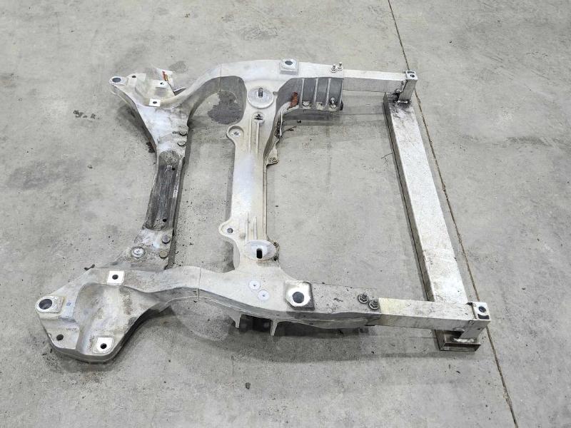 2010 Infiniti EX35 Crossmember/Cradle/Undercarria