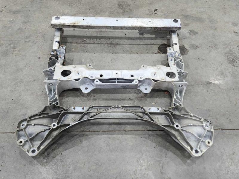 2010 Infiniti EX35 Crossmember/Cradle/Undercarria
