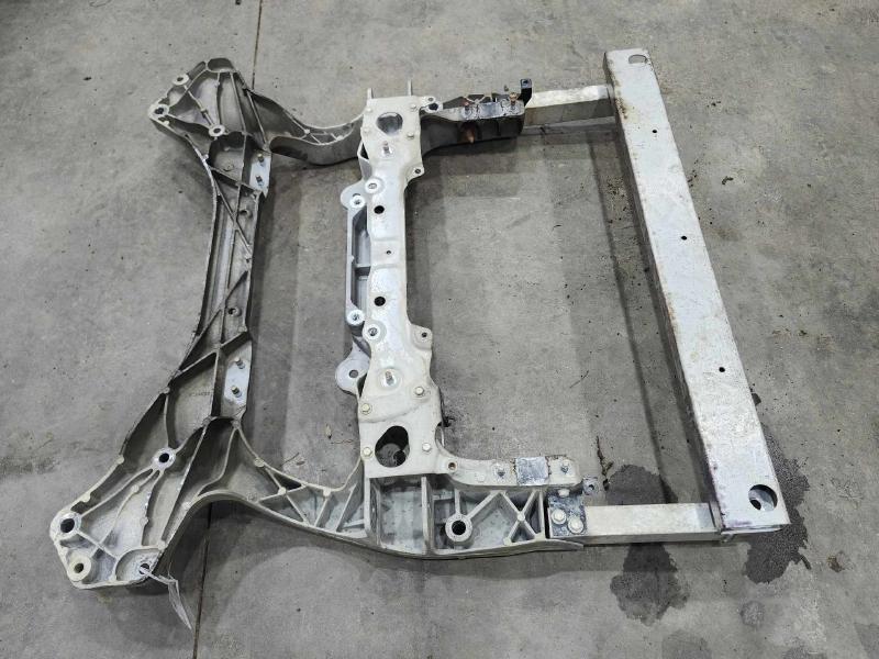 2010 Infiniti EX35 Crossmember/Cradle/Undercarria