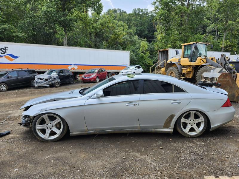 2006 Mercedes CLS-Class Center Pillar