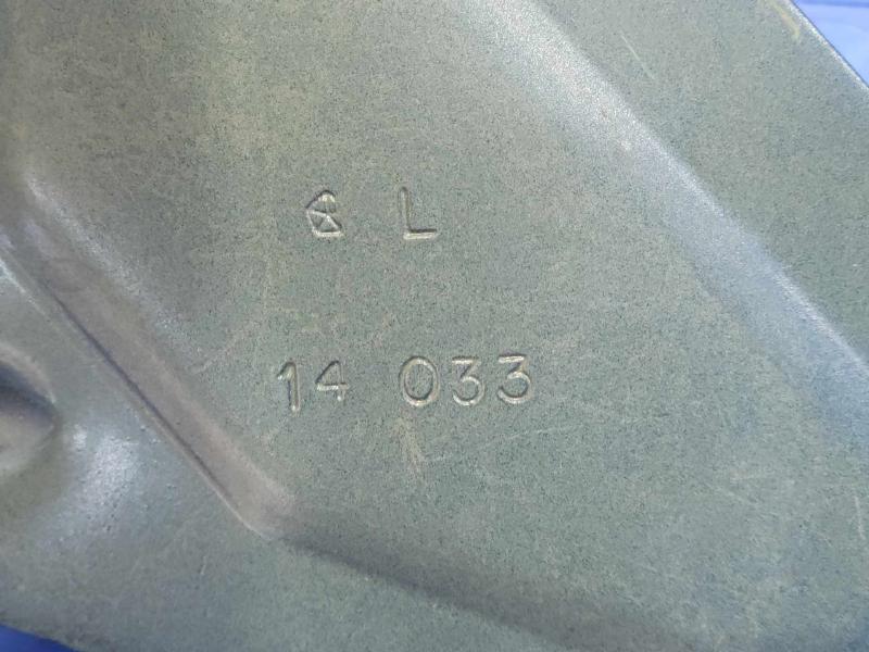 2014 Jeep Cherokee Hood Hinge