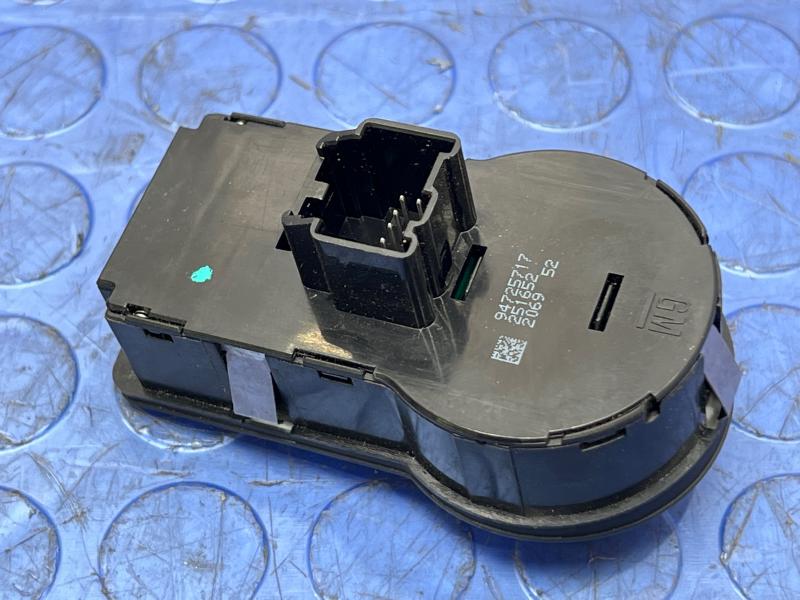 2013 Chevrolet Malibu Headlight Switch (Dash Mtd)