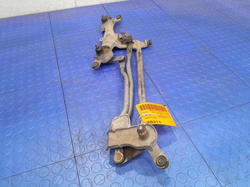 2010-2015 Toyota Prius Windshield Wiper Linkage Transmission OEM 8515047140