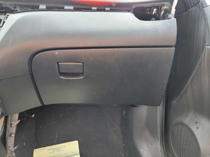 2015 Nissan Rogue Glove Box