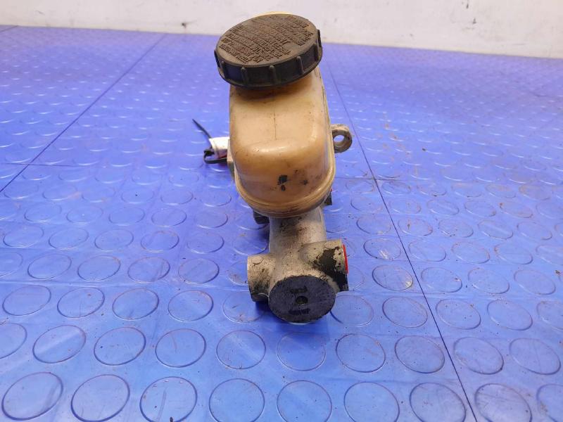 1990-1994 Ford Ranger Brake Master Cylinder Assembly Genuine OEM F0TZ2140A