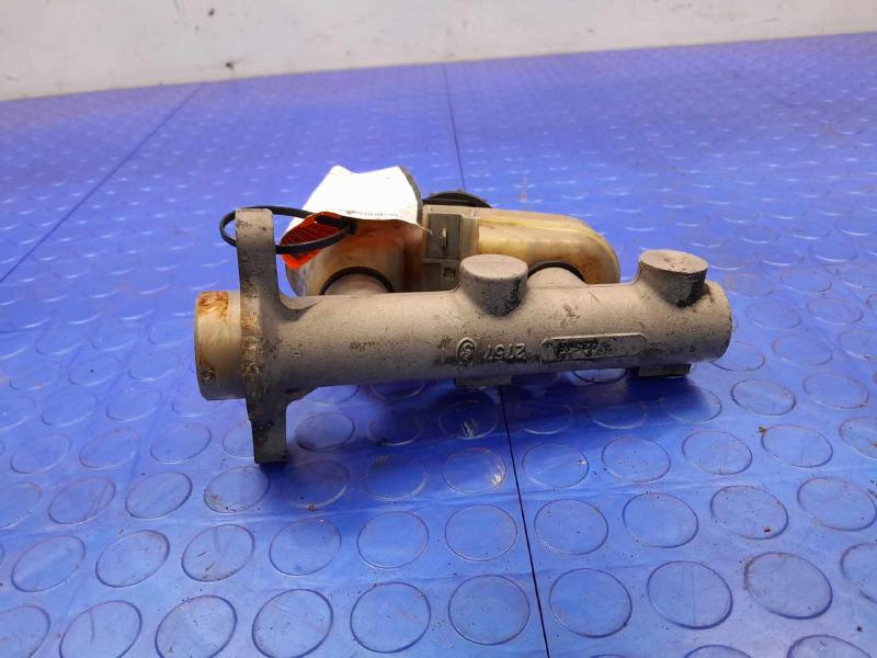 1990-1994 Ford Ranger Brake Master Cylinder Assembly Genuine OEM F0TZ2140A