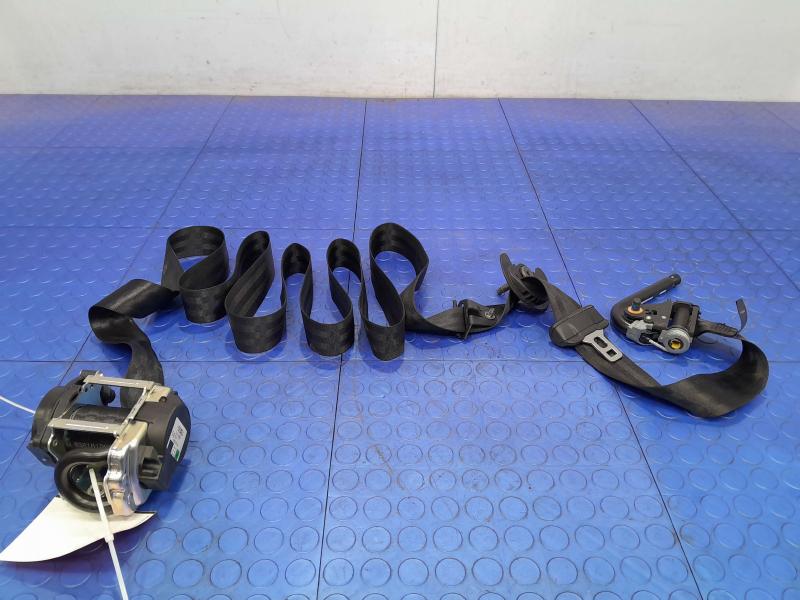 2018 Jaguar XE Front Seat Belt