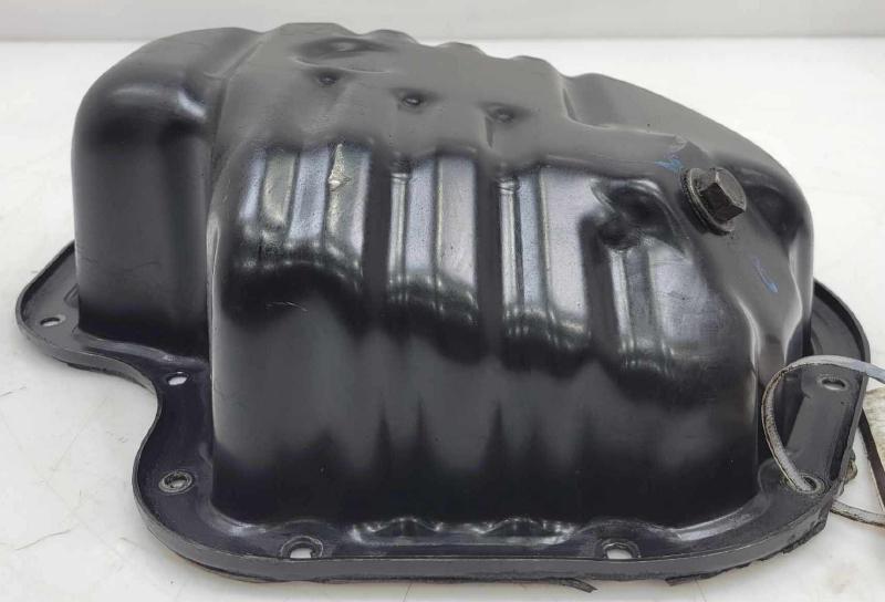 2005 Toyota RAV4 Oil Pan