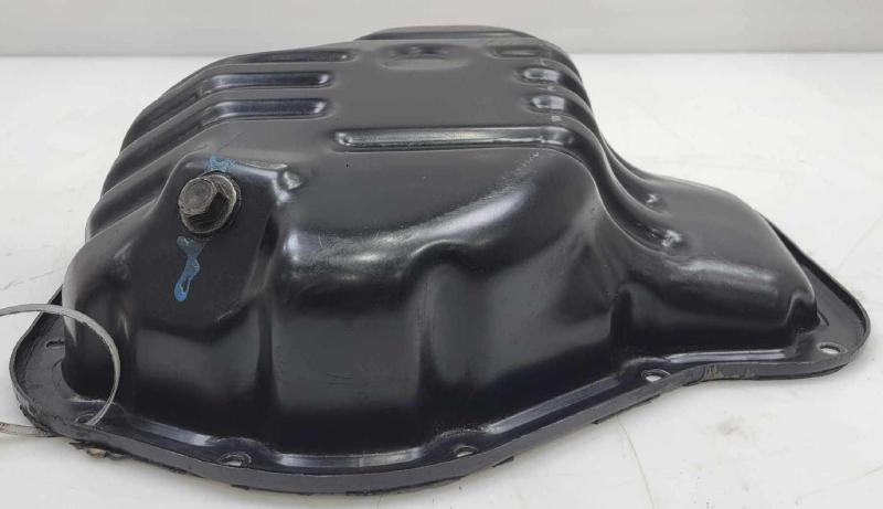 2005 Toyota RAV4 Oil Pan