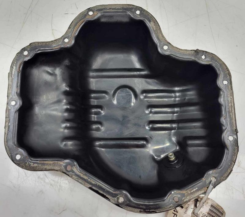 2005 Toyota RAV4 Oil Pan