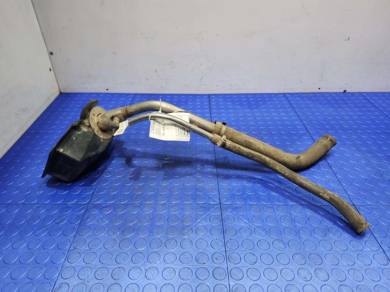 2002 Dodge Ram 1500 Fuel Filler Neck