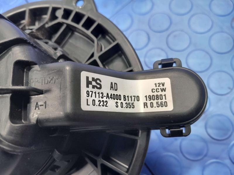 2017-2020 Hyundai Elantra Sedan Heater AC Blower Motor Assembly OEM 97113A4000