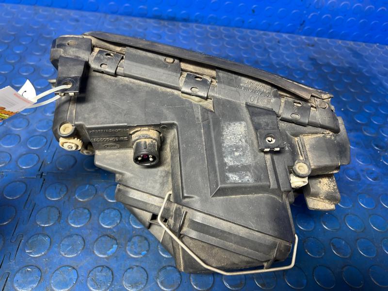 1997 Audi A6 Headlamp Assembly