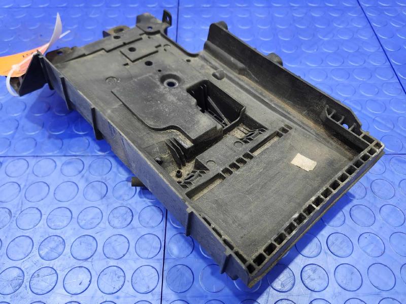 2016 Lincoln MKX Battery Tray