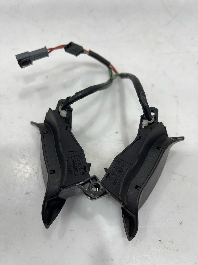 1999 - 2003 Saab 9-3 Steering Wheel Radio Medai Control Switches Set OEM 5359625
