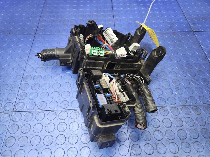 2016 Nissan Rogue Engine Fuse Box