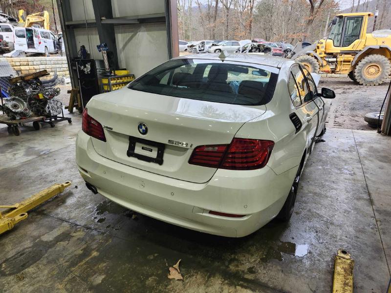 2016 BMW 528I Front Door Latch