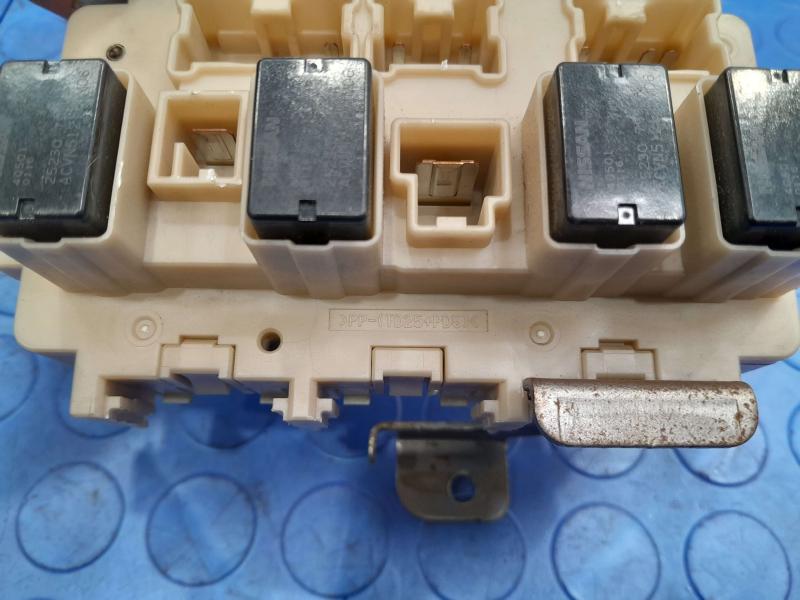2015 Nissan Altima Cabin Fuse Box