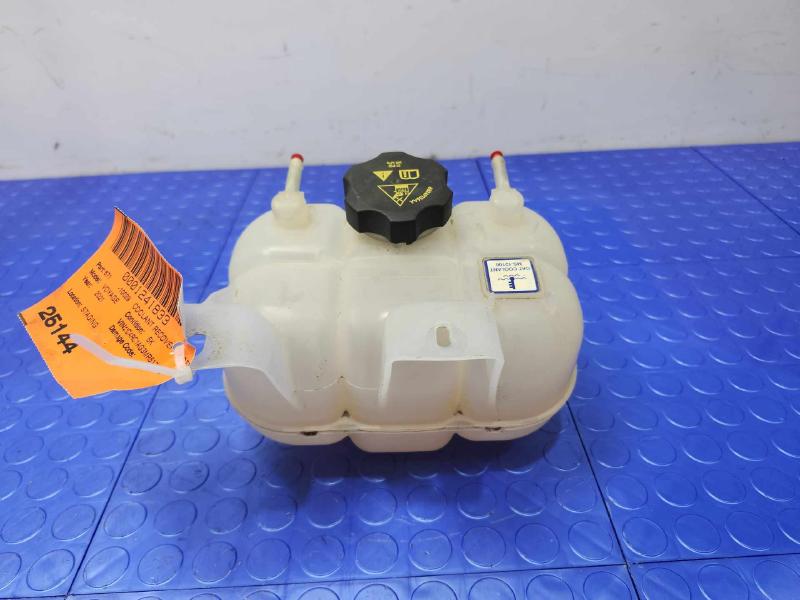 2021 Chrysler Voyager Coolant Recovery Bottle