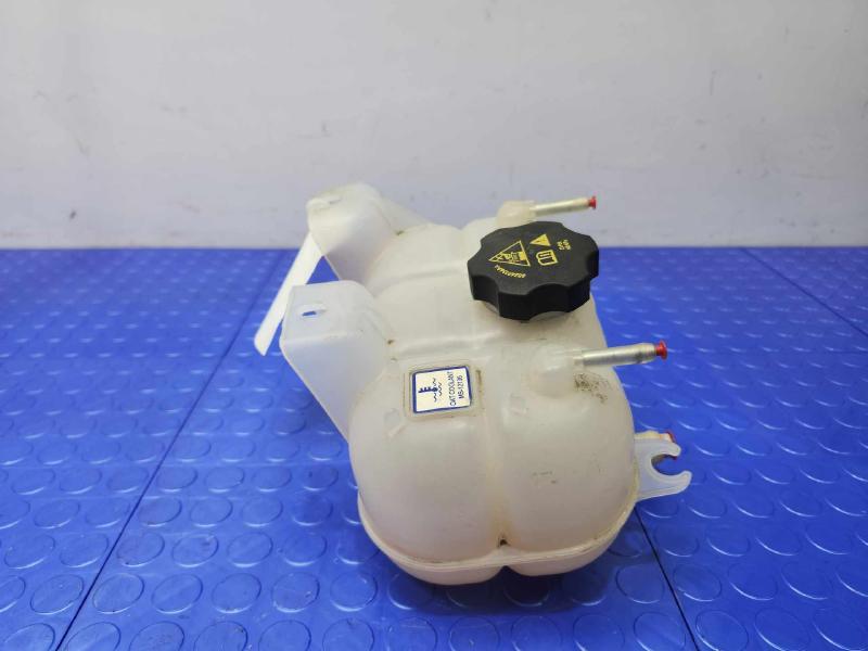 2021 Chrysler Voyager Coolant Recovery Bottle