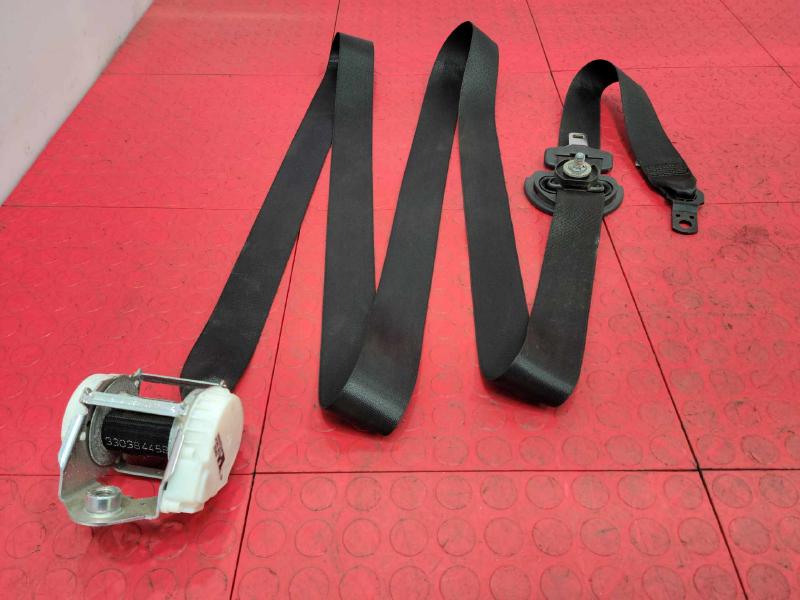 2006 BMW X3 Front Seat Belt