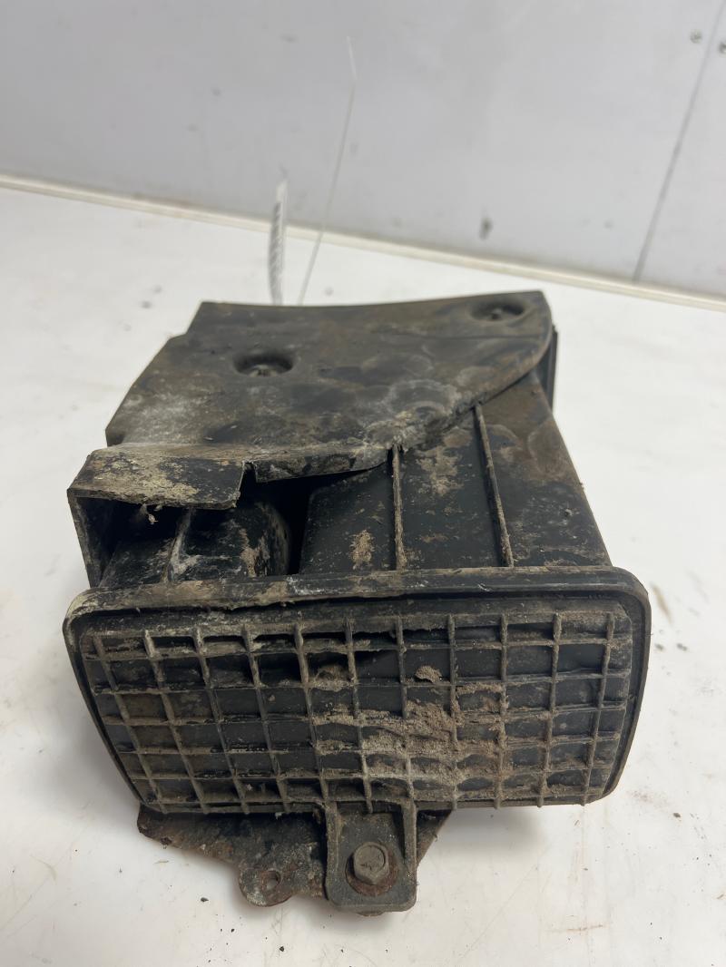 2005 Infiniti G35 Evaporator Canister