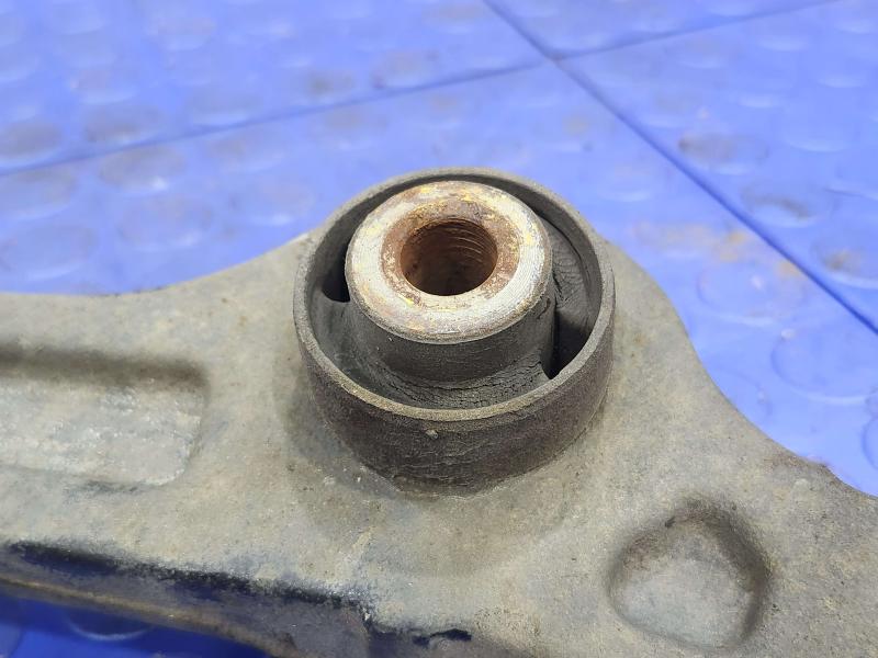2014 Dodge Challenger Lower Control Arm Front